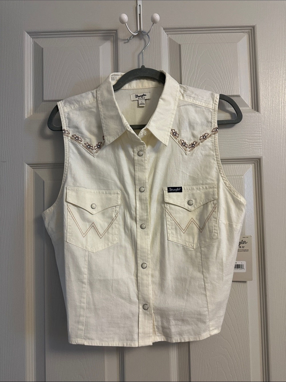 Wrangler Sleeveless Western Snap Shirt - Cream with Brown Embroidery